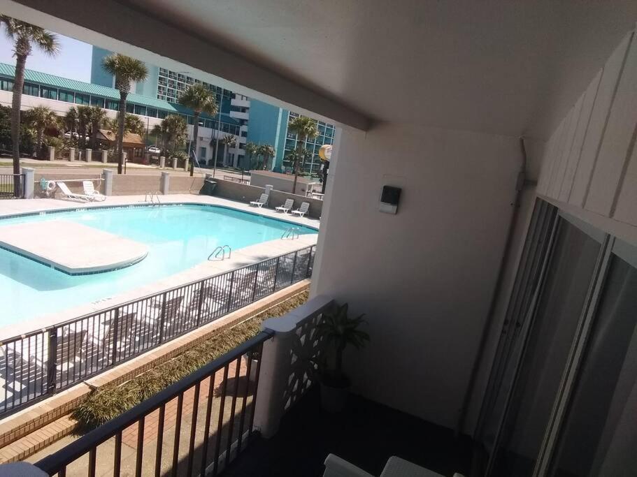 Pool Front & Across From Beach Myrtle Beach Exterior foto